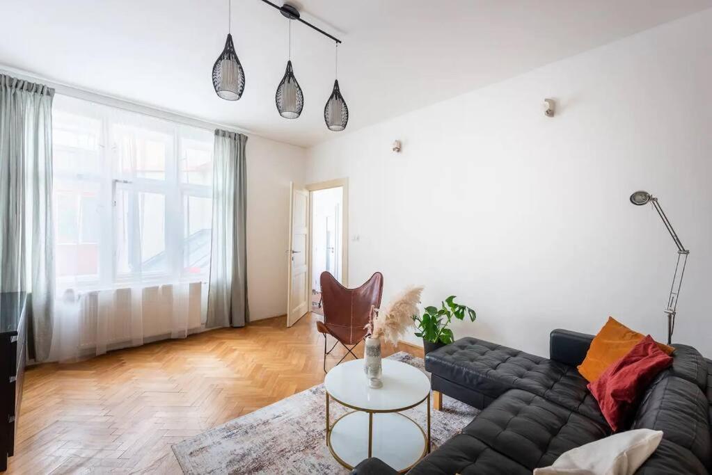 2 Bedrooms Apt Near Wenceslas Sq Prag Dış mekan fotoğraf